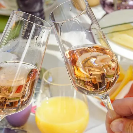 Waldruhe - Bett, Fruehstueck & Ein Laecheln ベッド・アンド・ブレックファスト バート・アウスゼー