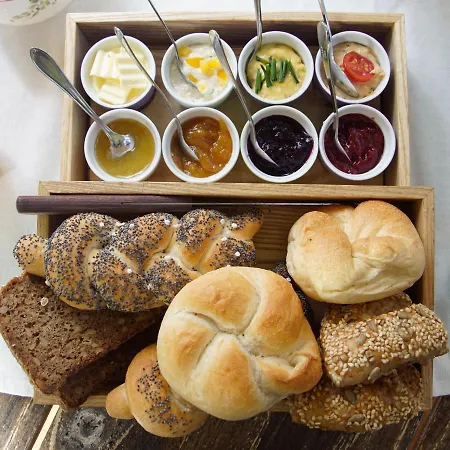 Waldruhe - Bett, Fruehstueck & Ein Laecheln ベッド・アンド・ブレックファスト バート・アウスゼー