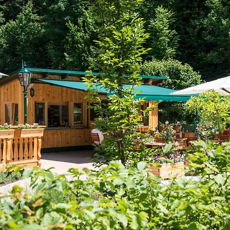 Waldruhe - Bett, Frühstück&ein Lächeln Frühstückspension 4*