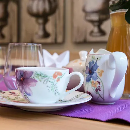 Waldruhe - Bett, Fruehstueck & Ein Laecheln