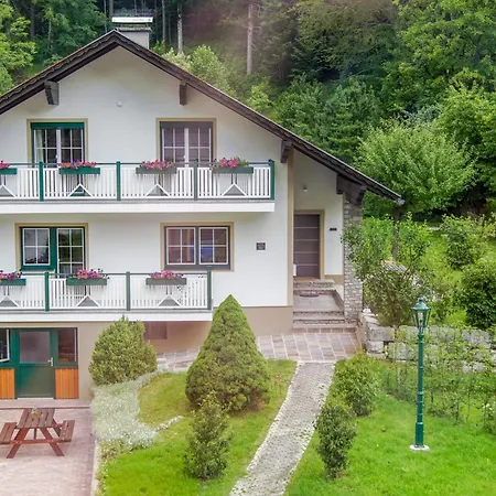 Waldruhe - Bett, Frühstück&ein Lächeln 4* Bad Aussee