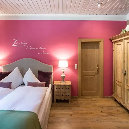 Waldruhe - Bett, Fruehstueck & Ein Laecheln Bed & Breakfast Bad Aussee