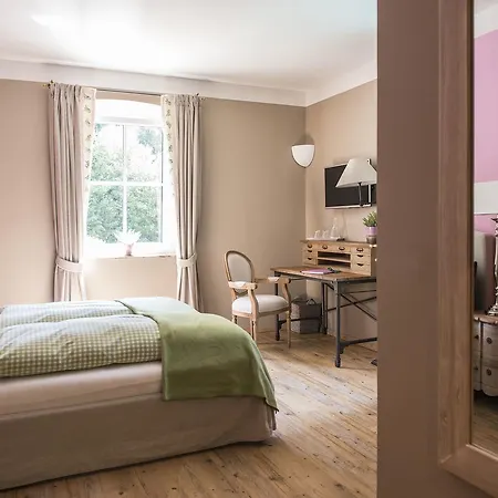 Waldruhe - Bett, Fruehstueck & Ein Laecheln