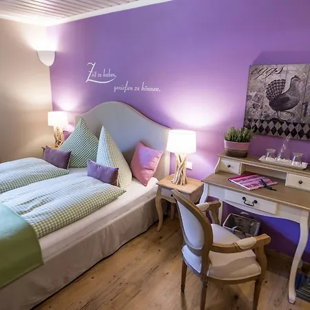 Waldruhe - Bett, Fruehstueck & Ein Laecheln ベッド・アンド・ブレックファスト