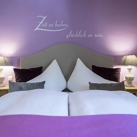 Waldruhe - Bett, Fruehstueck & Ein Laecheln