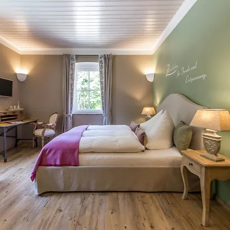 ベッド・アンド・ブレックファスト Waldruhe - Bett, Fruehstueck & Ein Laecheln バート・アウスゼー