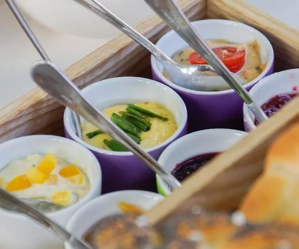 Frühstückspension Waldruhe - Bett, Frühstück&ein Lächeln 4*