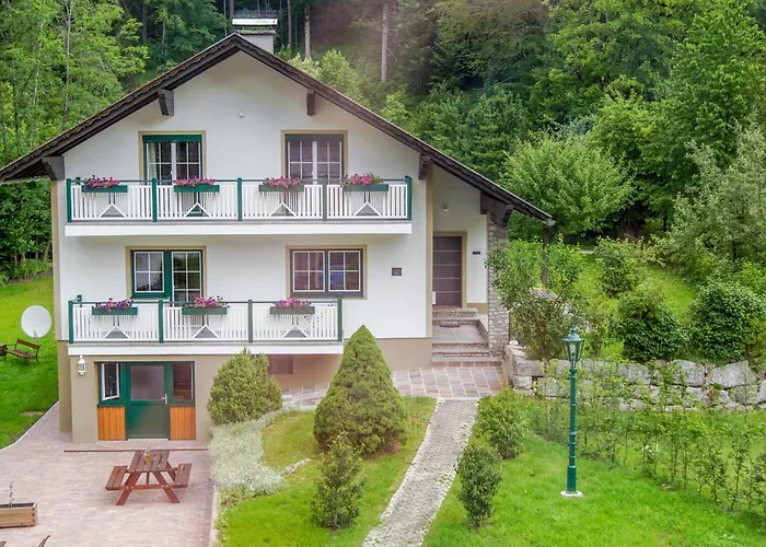 Waldruhe - Bett, Fruehstueck & Ein Laecheln 4* Bad Aussee