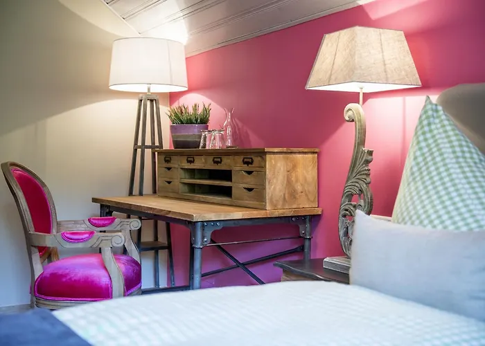 B&B Waldruhe - Bett, Fruehstueck & Ein Laecheln