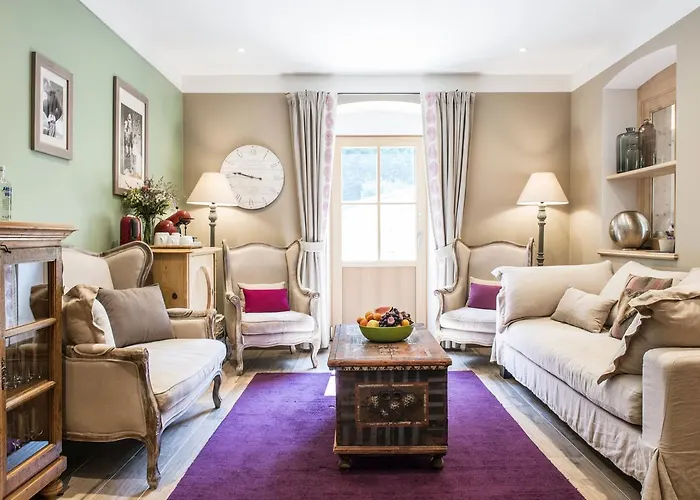 Frühstückspension Waldruhe - Bett, Frühstück&ein Lächeln